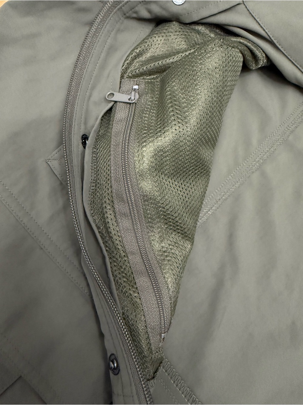 Magellan’s Travel Gear Utility Vest XXL Olive Fishing Hiking Safari Multi Pocket - Picture 12 of 15